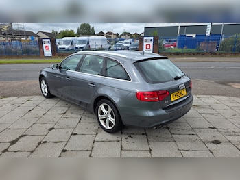 Used Audi A4 2013 for sale - 76180803: Photo