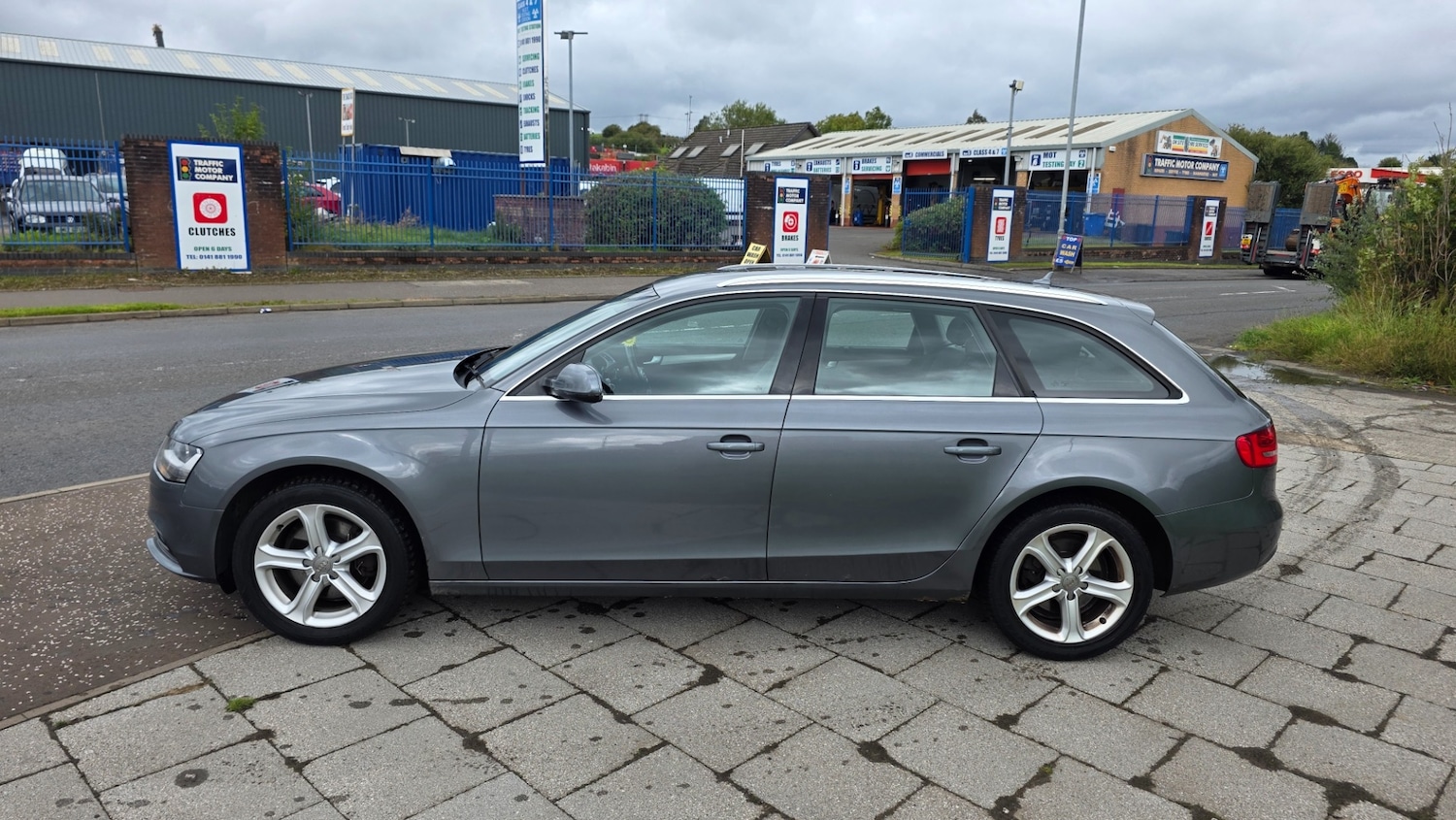 Used Audi A4 2013 for sale - 76180803: Photo 6