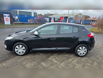 Used Renault Megane 2011 for sale - 77568526: Photo