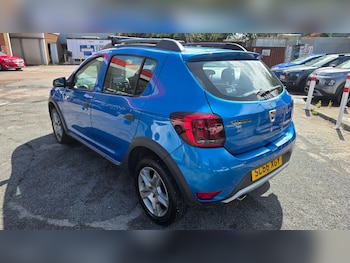 Used Dacia Sandero Stepway 2017 for sale - 75504893: Photo