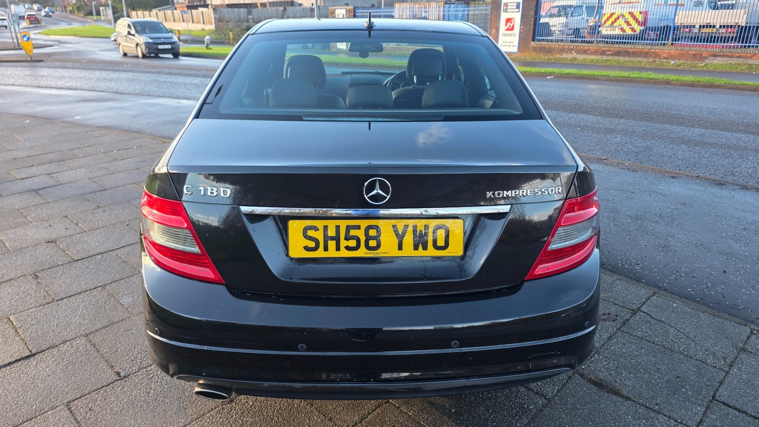 Used Mercedes-Benz C Class 2009 for sale - 76761947: Photo 6