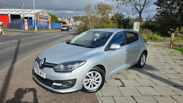 Used Renault Megane 2016 for sale - 76249752: Photo 1