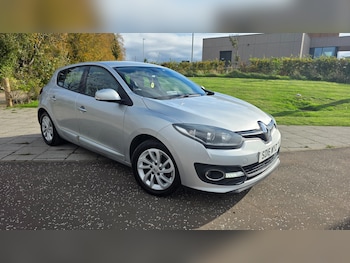 Used Renault Megane 2016 for sale - 76249752: Photo 2
