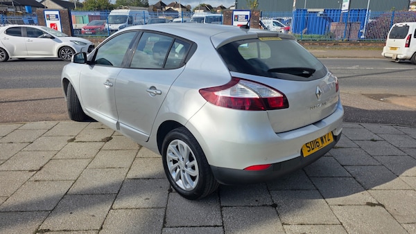 Used Renault Megane 2016 for sale - 76249752: Photo 3