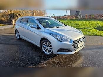 2017 (66) - 1.7 CRDi Blue Drive SE Nav 5dr