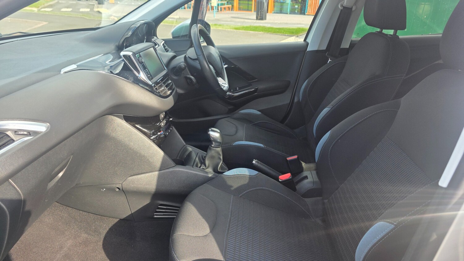 Used Peugeot 208 2015 for sale - 78150044: Photo 10