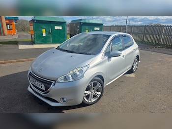 Used Peugeot 208 2015 for sale - 78150044: Photo