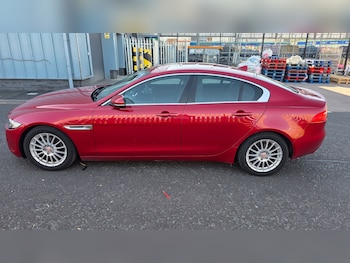 Used Jaguar XE 2016 for sale - 78443527: Photo