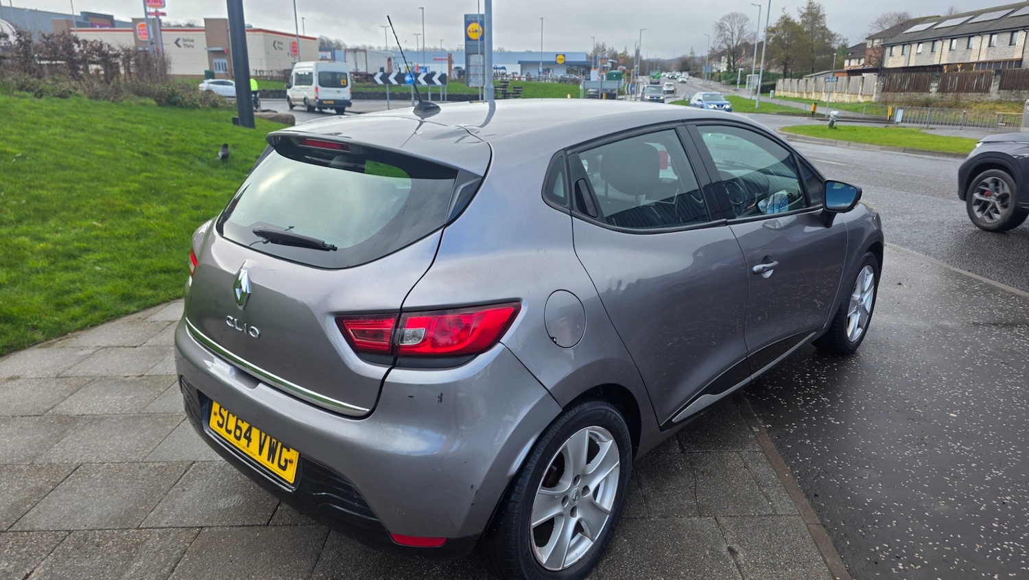 Used Renault Clio 2015 for sale - 77961625: Photo 4