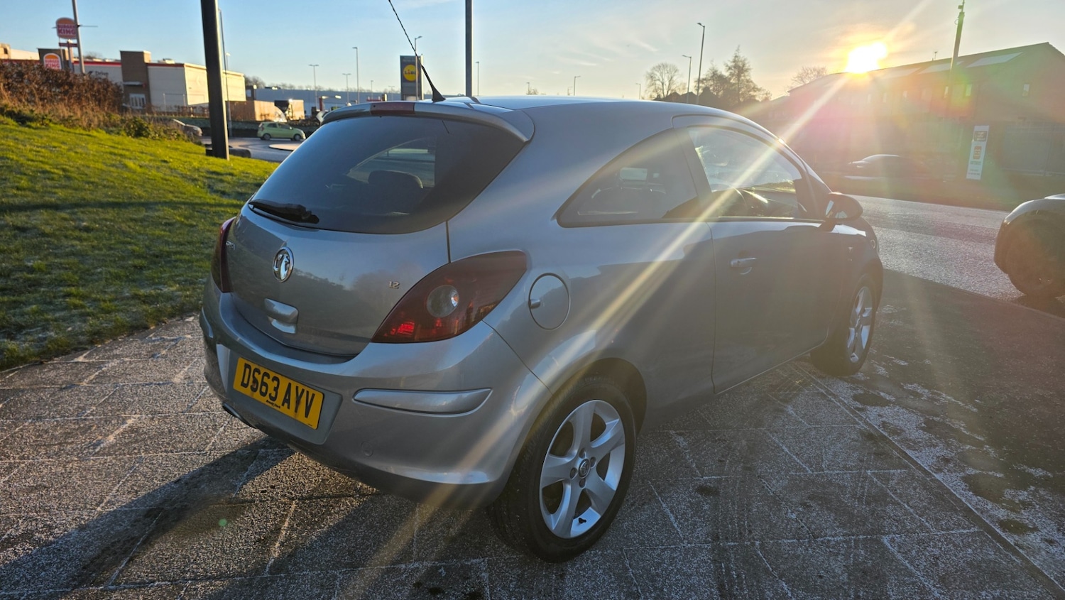 Used Vauxhall Corsa 2014 for sale - 77245016: Photo 4