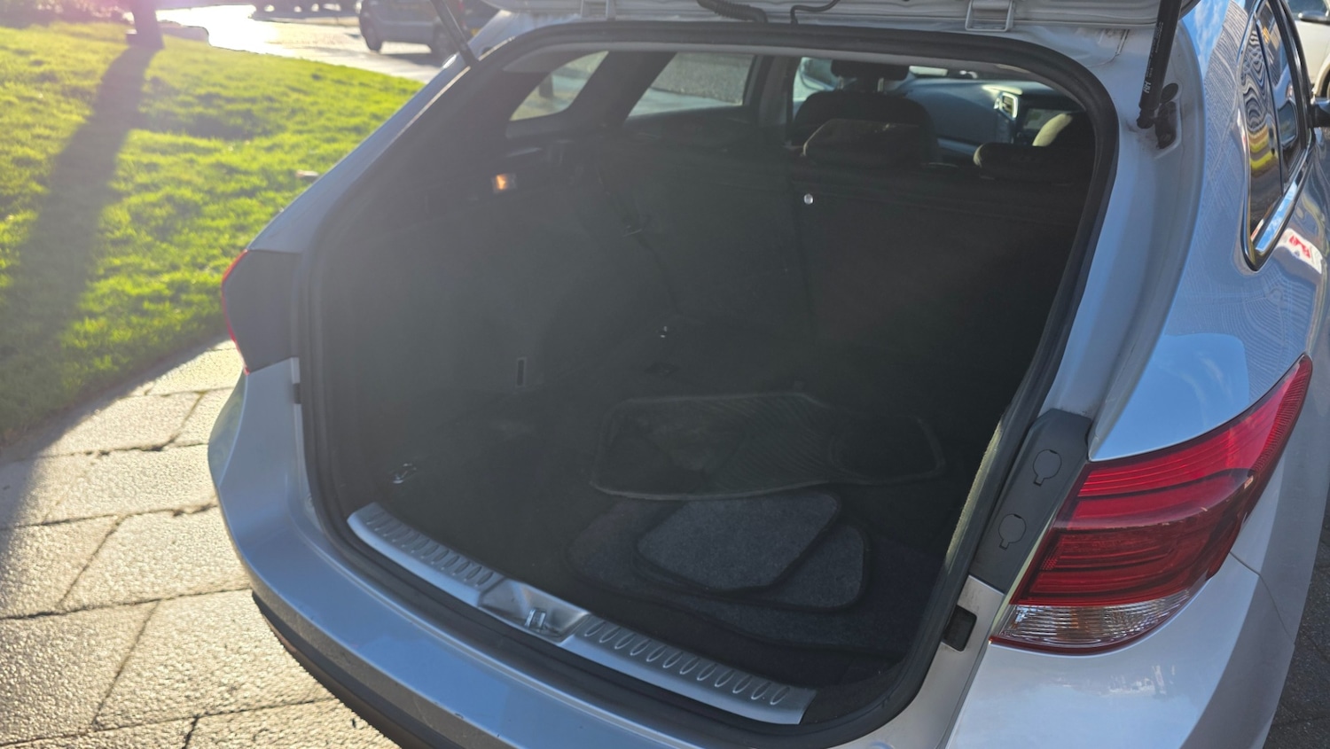 Used Hyundai i40 2017 for sale - 77555258: Photo 12