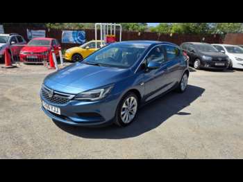 2017 (66) - 1.4i 16V Design 5dr