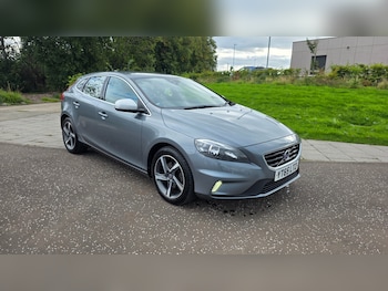 Volvo - V40