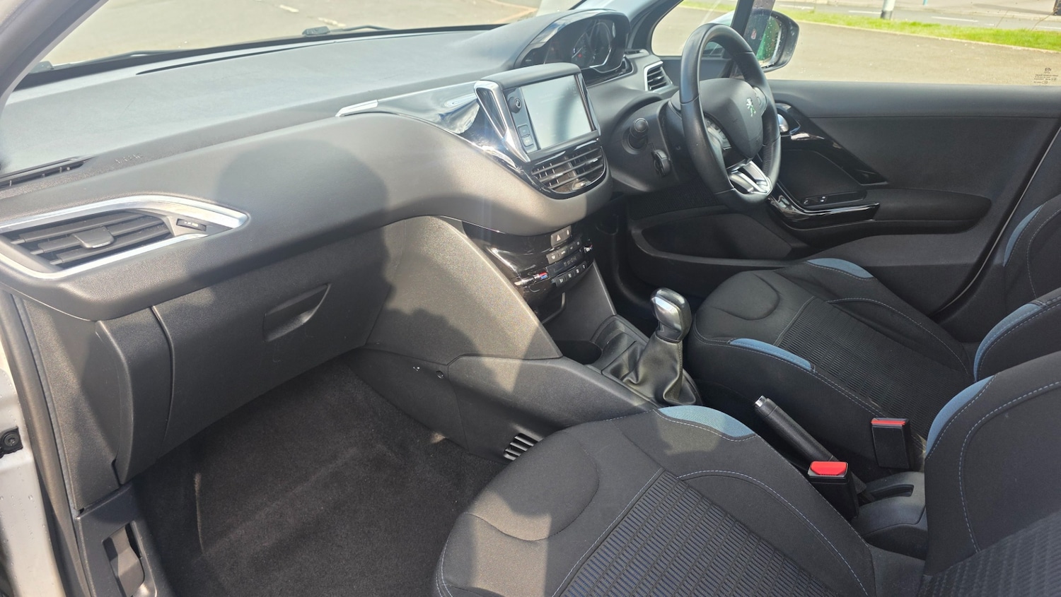 Used Peugeot 208 2015 for sale - 78207387: Photo 9