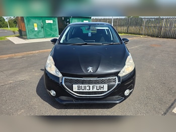 Used Peugeot 208 2013 for sale - 79490711: Photo