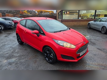 Used Ford Fiesta 2014 for sale - 77310873: Photo