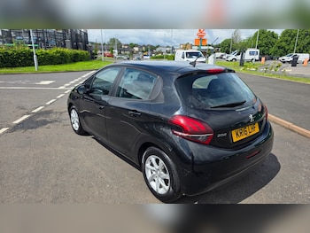 Used Peugeot 208 2016 for sale - 78832035: Photo