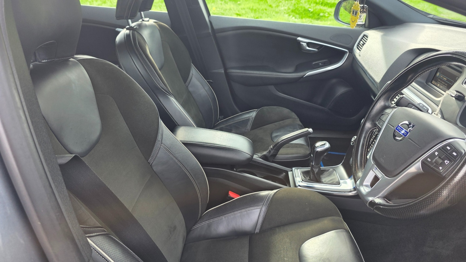 Used Volvo V40 2016 for sale - 76126093: Photo 11