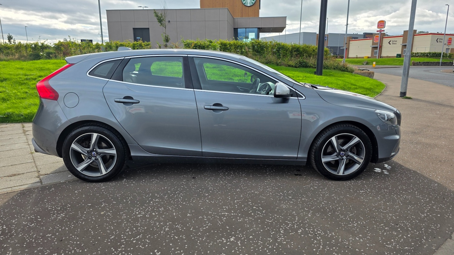 Used Volvo V40 2016 for sale - 76126093: Photo 5