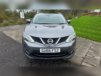 Used Nissan Qashqai 2017 for sale - 76428360: Photo