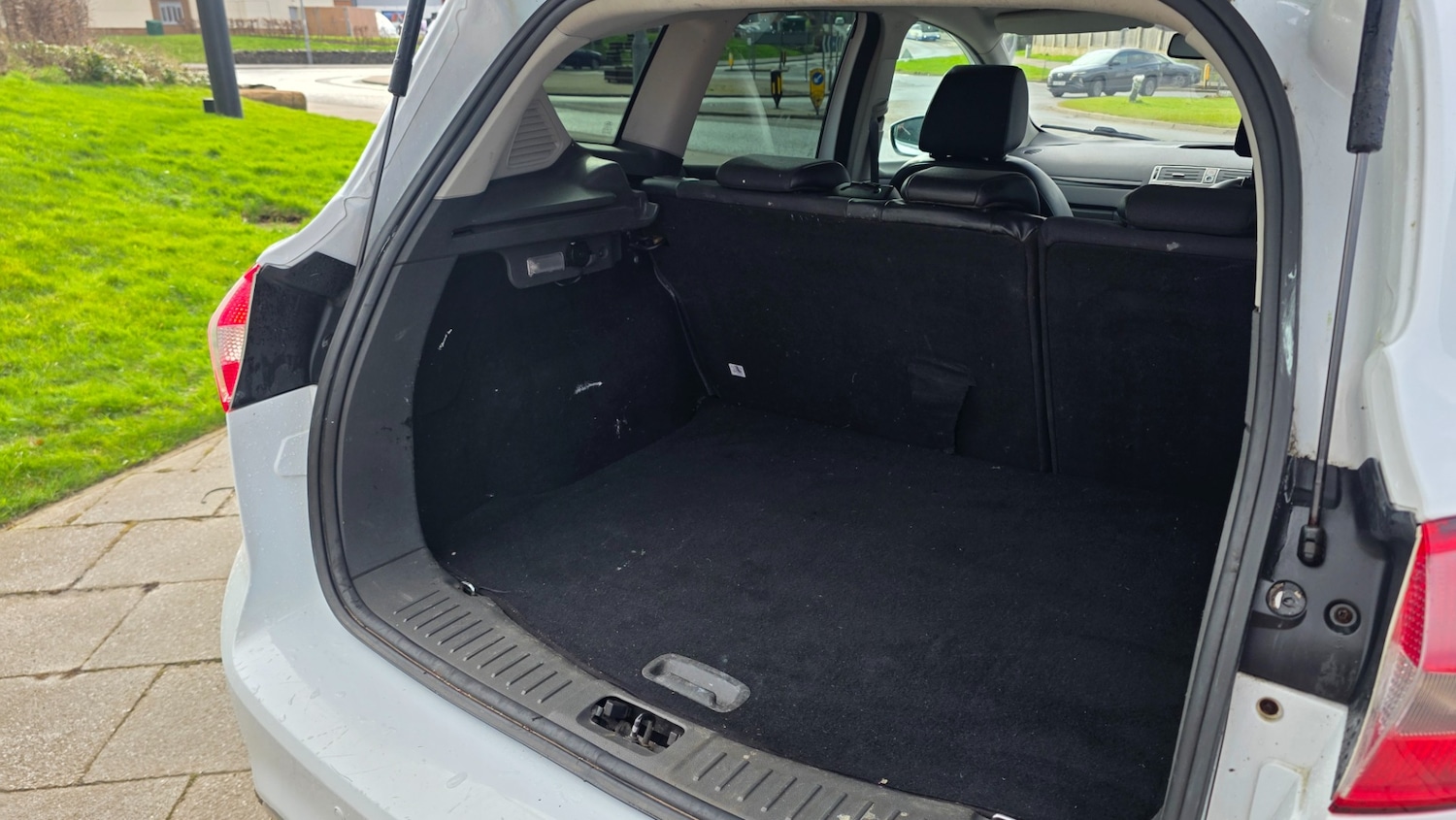 Used Ford Kuga 2013 for sale - 77650560: Photo 13