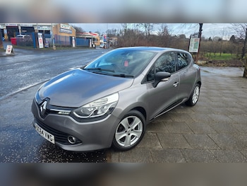 Used Renault Clio 2015 for sale - 77902035: Photo