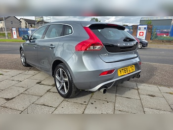 Used Volvo V40 2016 for sale - 76230147: Photo 4
