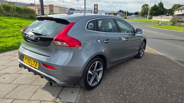Used Volvo V40 2016 for sale - 76230147: Photo 5