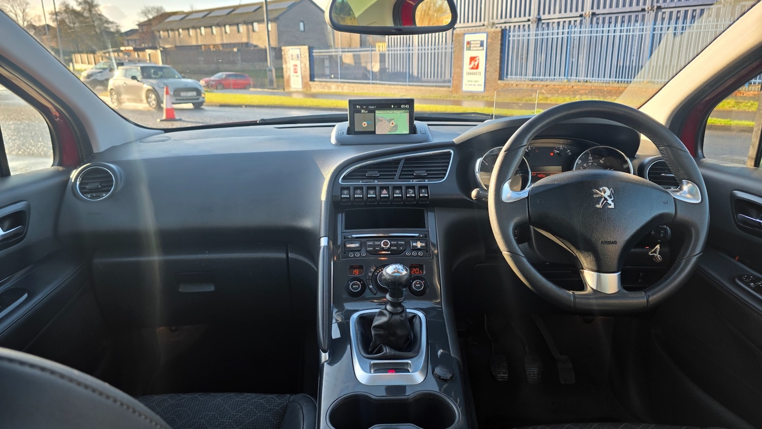 Used Peugeot 3008 2015 for sale - 77676408: Photo 9