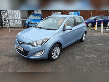 Used Hyundai i20 2014 for sale - 75773614: Photo