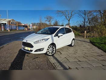 Used Ford Fiesta 2016 for sale - 76577390: Photo