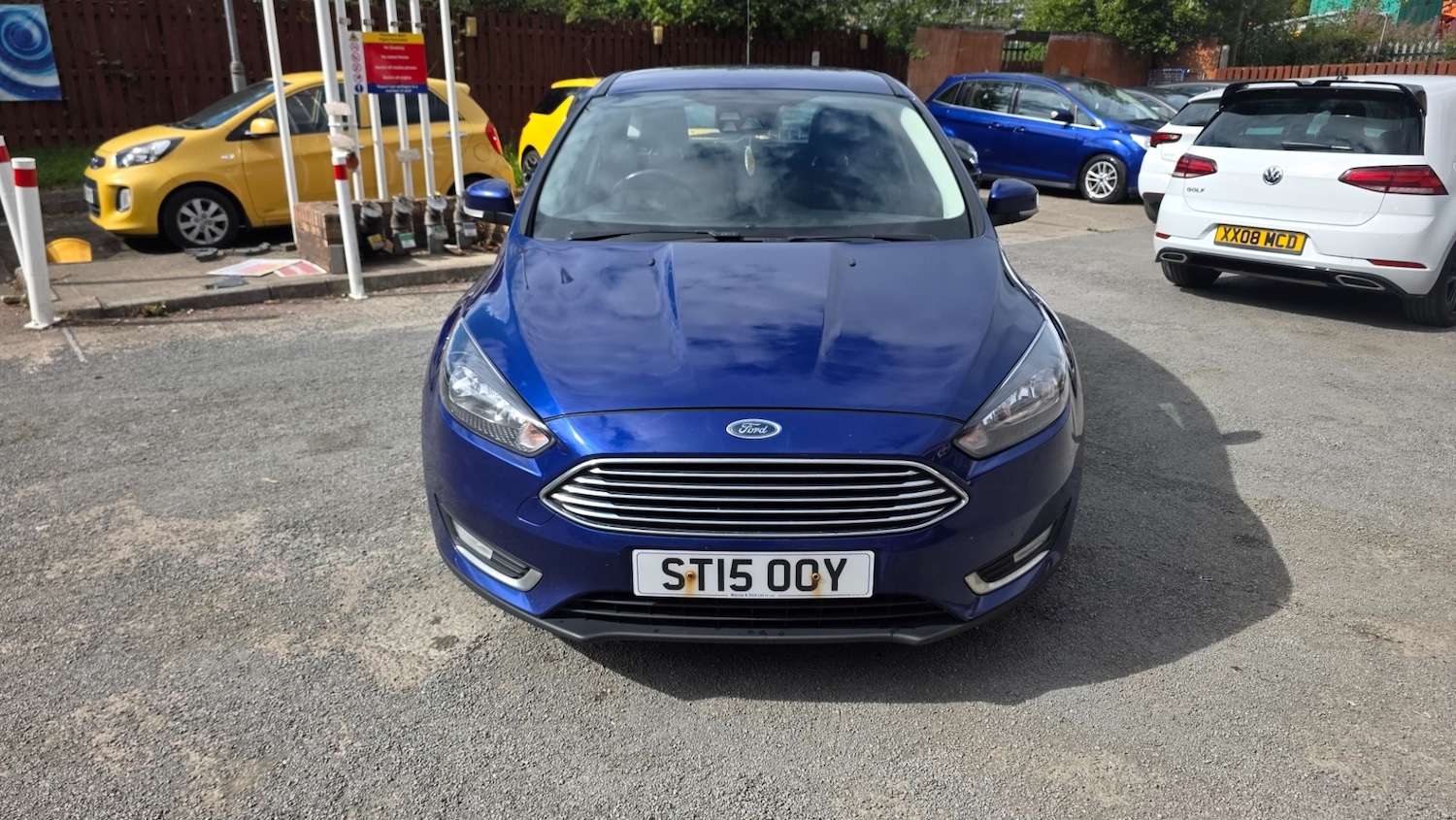 Used Ford Focus 2015 for sale - 76391149: Photo 3