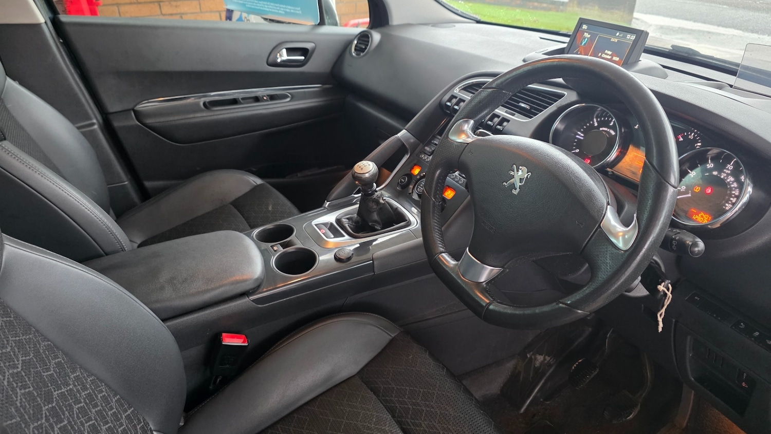 Used Peugeot 3008 2014 for sale - 76157380: Photo 8