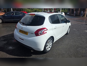 Used Peugeot 208 2015 for sale - 75971085: Photo