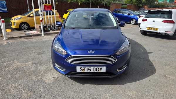 Used Ford Focus 2015 for sale - 76230125: Photo 3