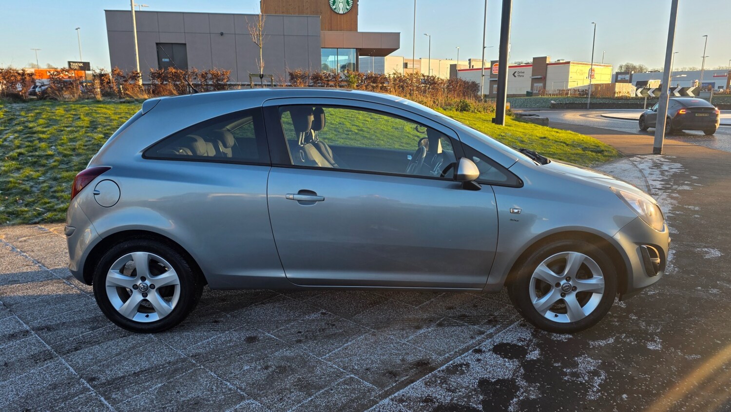 Used Vauxhall Corsa 2014 for sale - 77541235: Photo 8