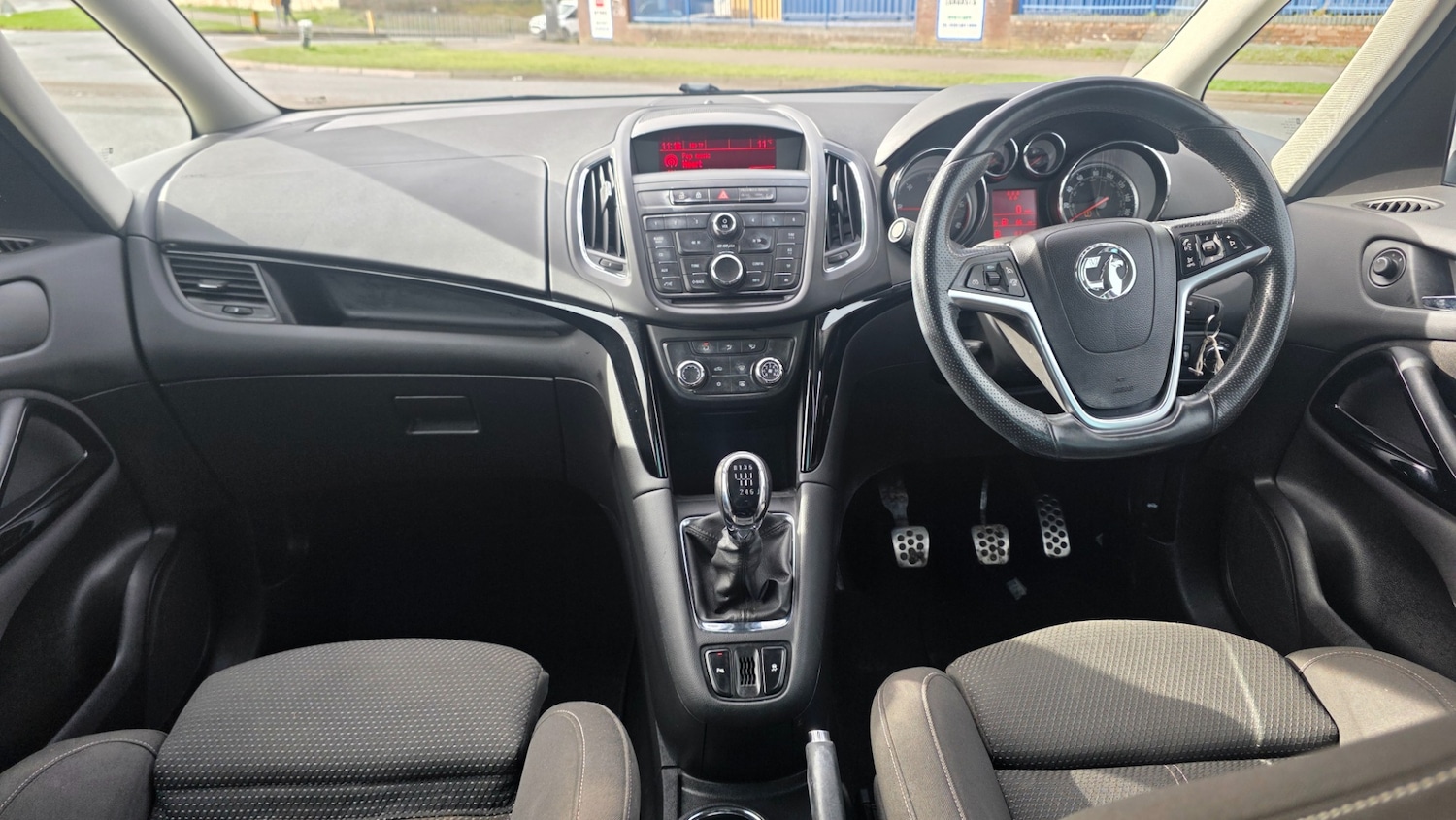 Used Vauxhall Zafira 2015 for sale - 77803910: Photo 10