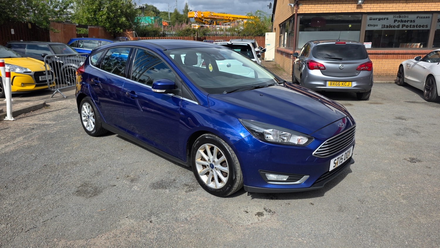 Used Ford Focus 2015 for sale - 76476029: Photo 2