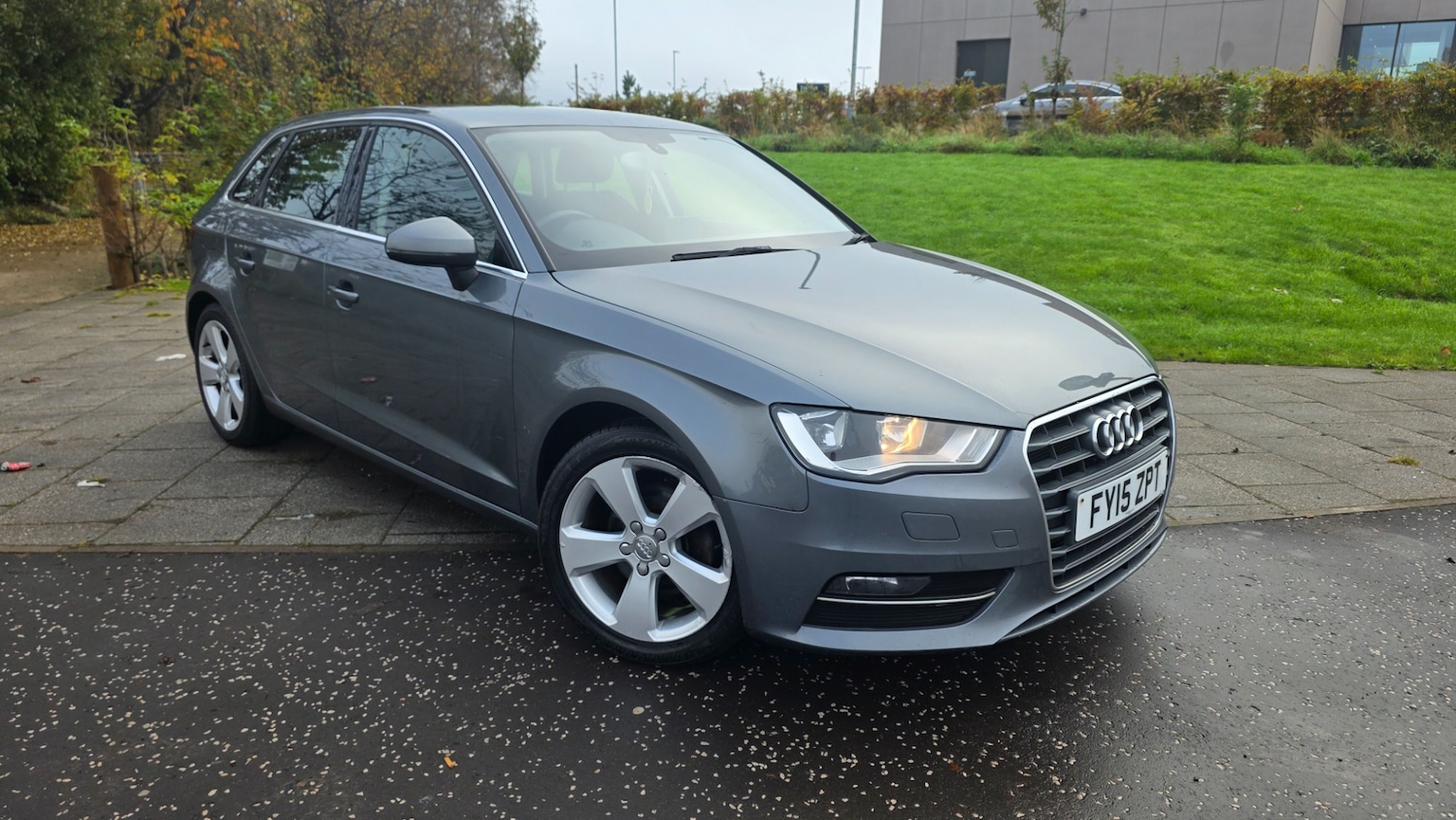 Used Audi A3 2015 for sale - 76391108: Photo 2