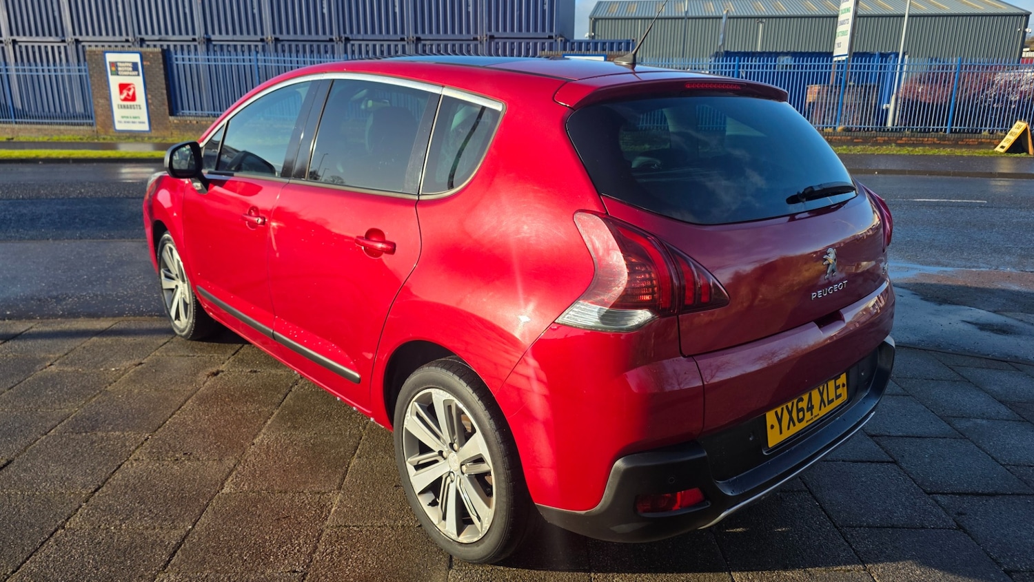 Used Peugeot 3008 2015 for sale - 77640782: Photo 4