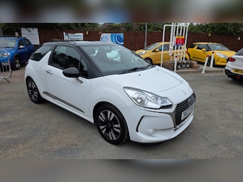 2017 (17) - 1.2 PureTech 82 Chic 3dr