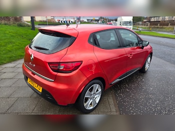 Used Renault Clio 2016 for sale - 77915302: Photo