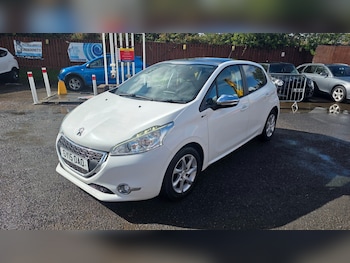 2015 (15) - 1.2 VTi Style 5dr