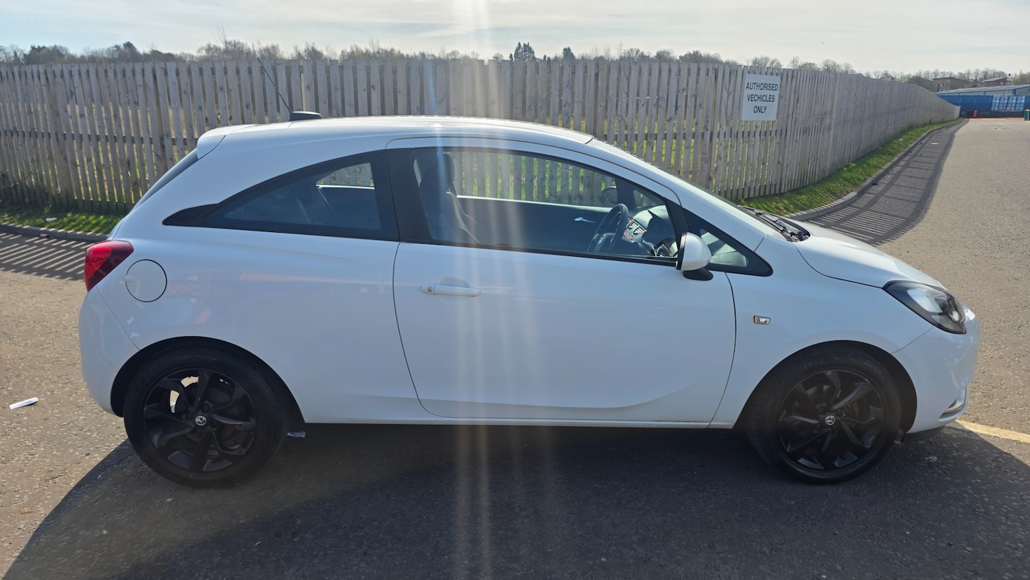Used Vauxhall Corsa 2016 for sale - 78150178: Photo 8