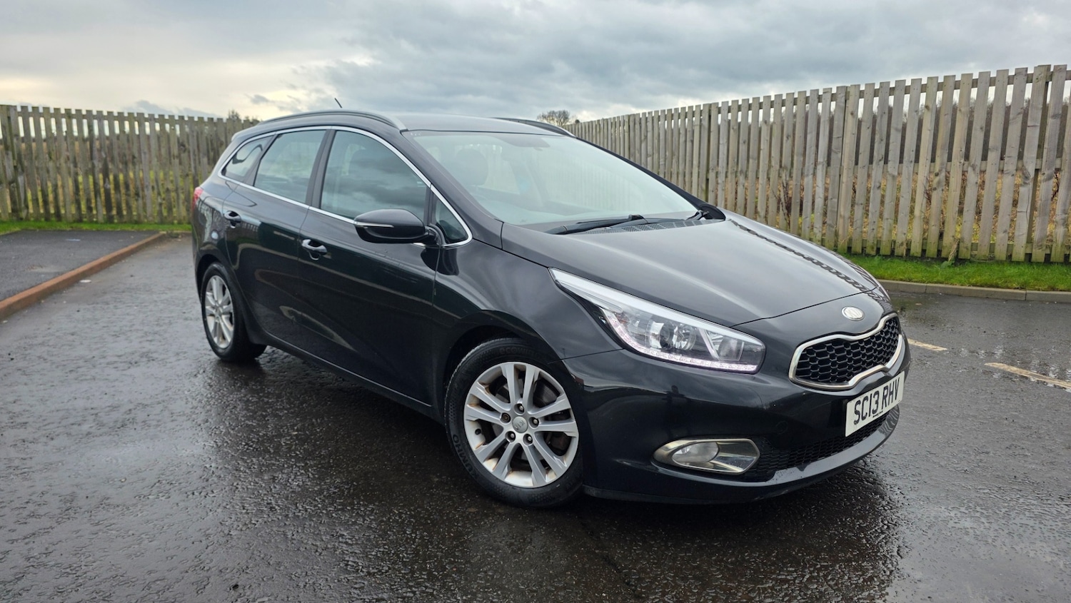 Used Kia Ceed 2013 for sale - 77260944: Photo 2