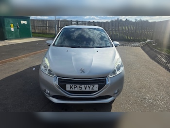 Used Peugeot 208 2015 for sale - 78353948: Photo