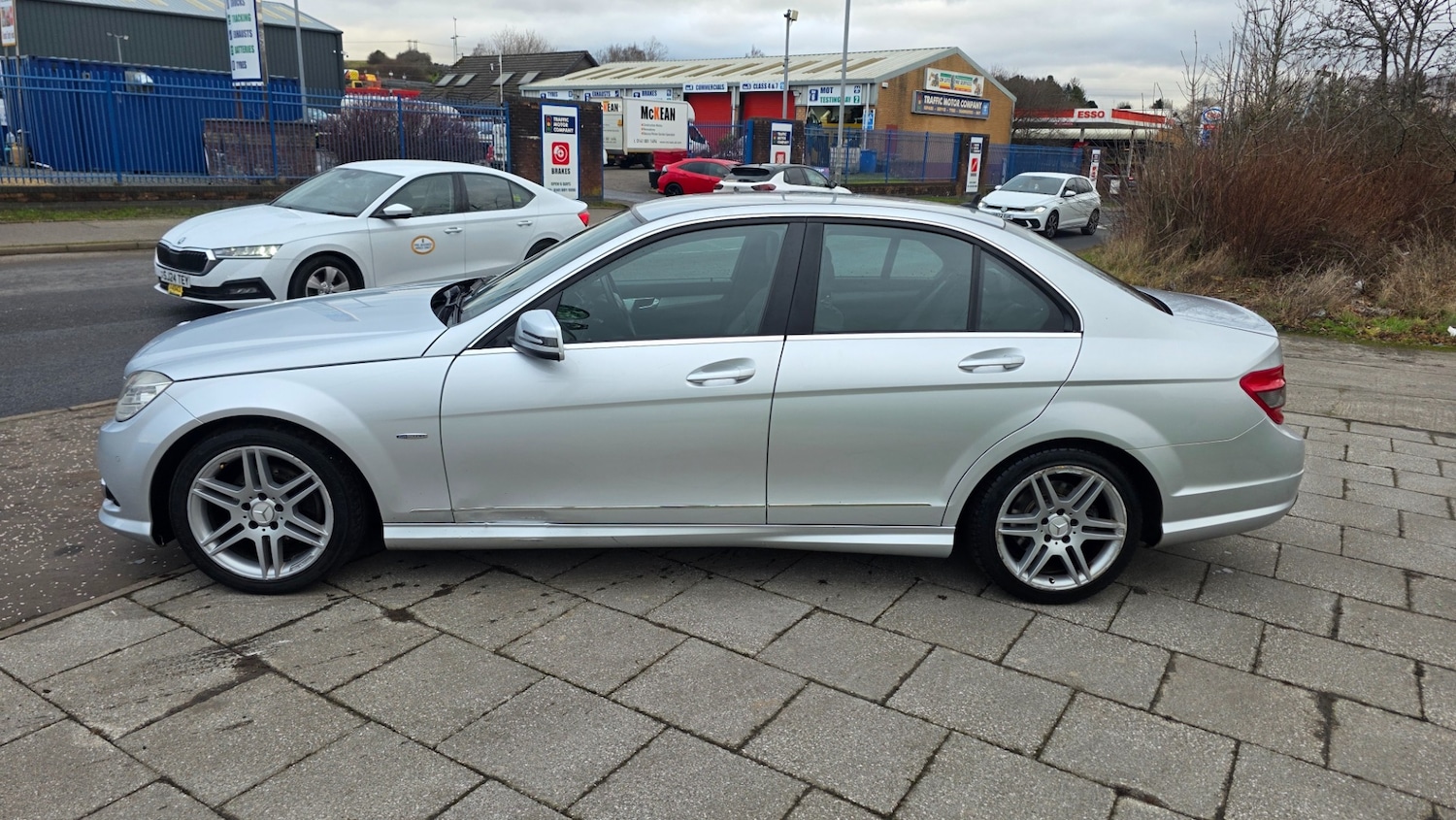 Used Mercedes-Benz C Class 2010 for sale - 77389661: Photo 8