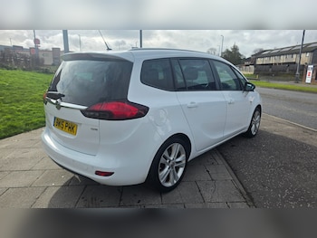 Used Vauxhall Zafira 2015 for sale - 77742456: Photo