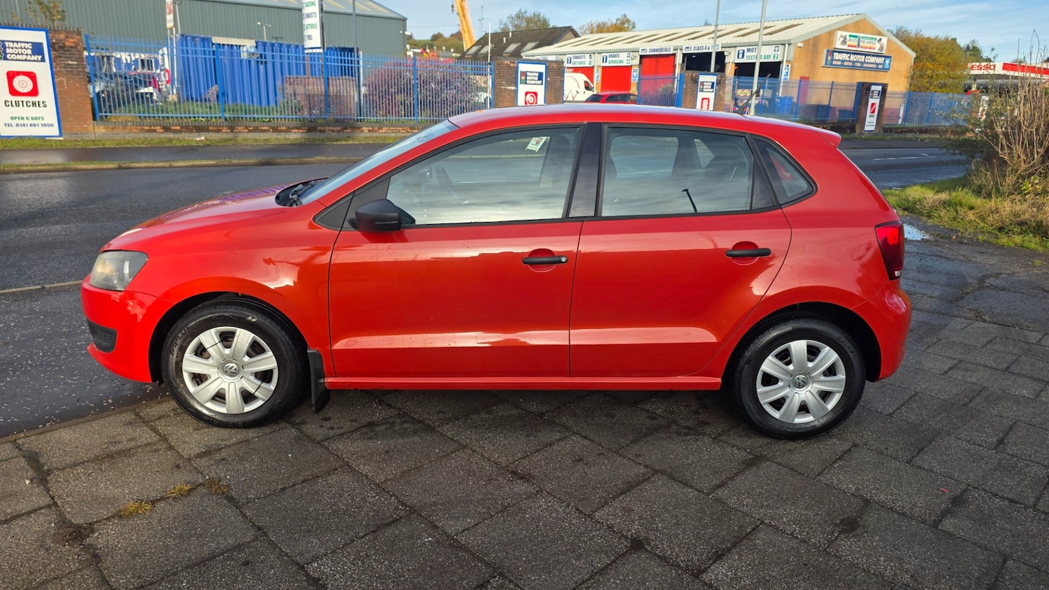 Used Volkswagen Polo 2010 for sale - 76392536: Photo 6