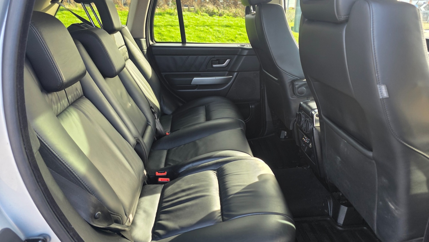 Used Land Rover Range Rover Sport 2009 for sale - 77716123: Photo 11